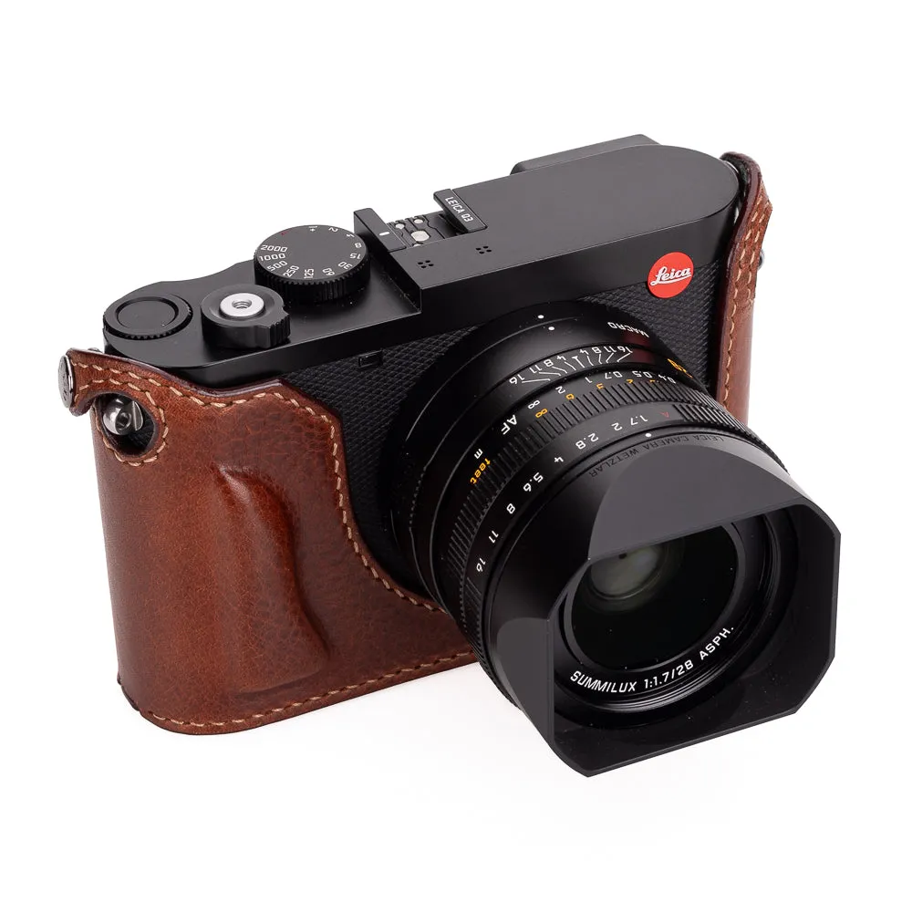 Arte di Mano Leica Q3 Half Case (Type 2-TR, Snap Secured, Tripod Mount) - Rally Volpe