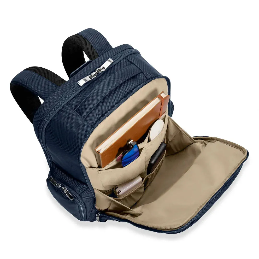 Baseline Traveler Backpack - Navy