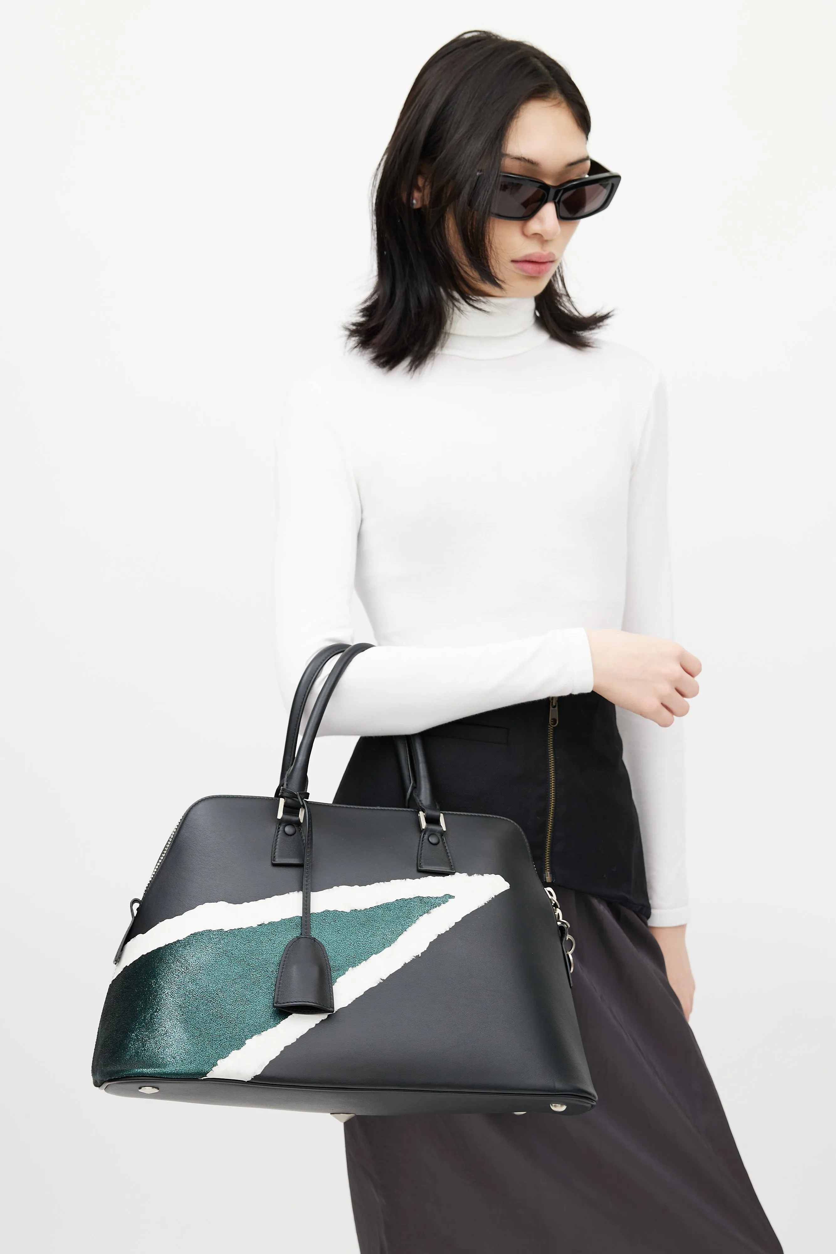 Black & Multicolour 5AC Messenger Metallic Leather Bag