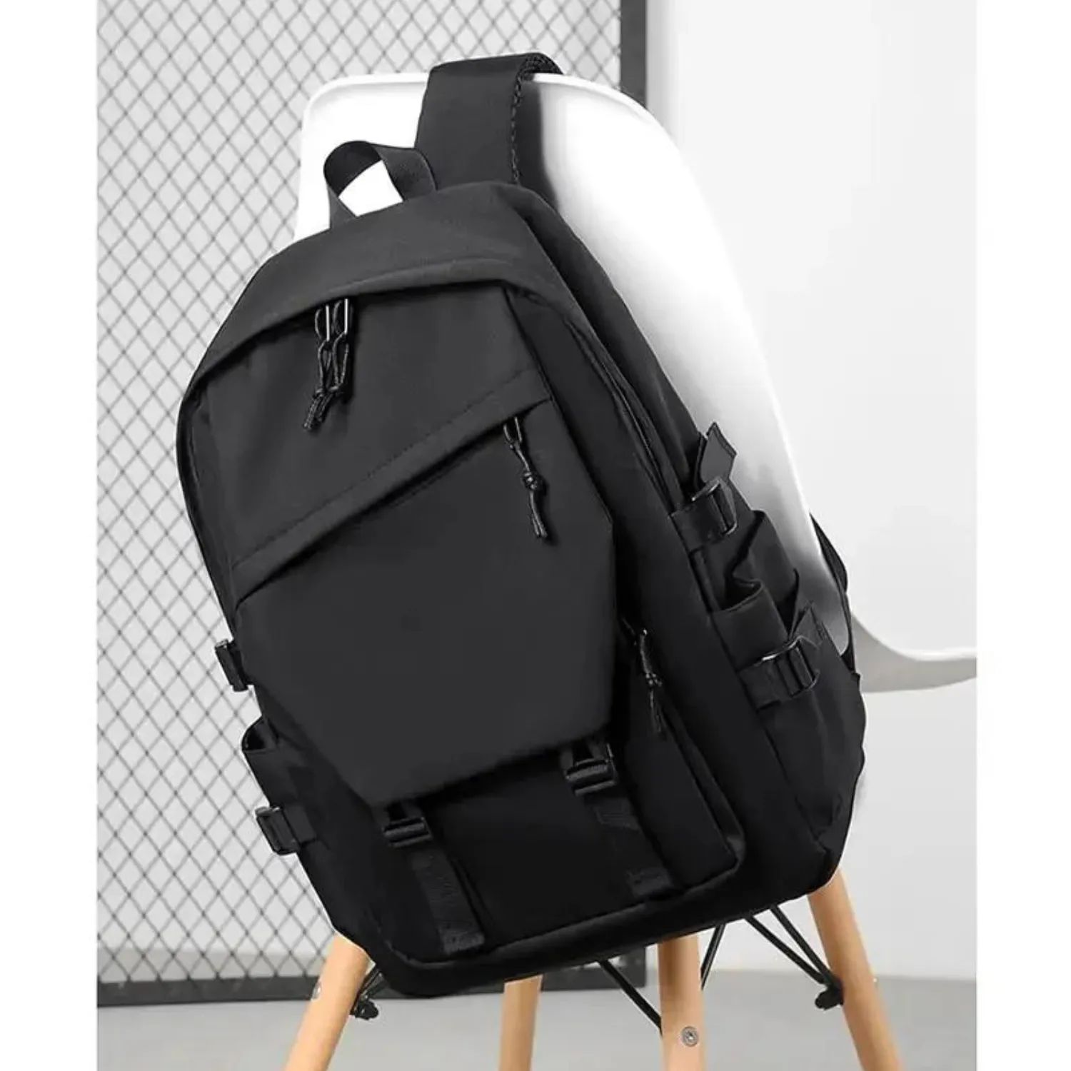 Chic 15-inch Waterproof Backpack for Everyday Style